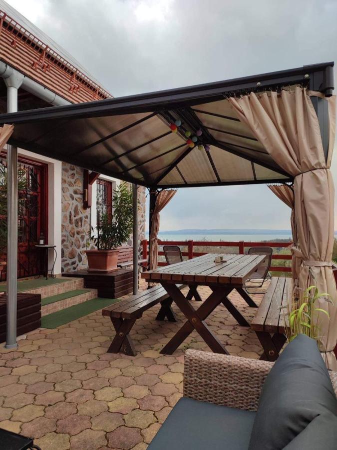 Szent Orban Vendeghaz Apartment Ábrahámhegy Bagian luar foto